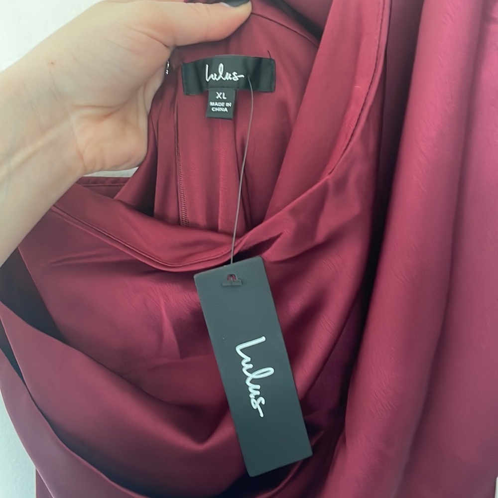 Lulus| Passionate About Perfection Crimson Satin Wide Leg One Sleeve Jumpsuit XL - Picture 12 of 12